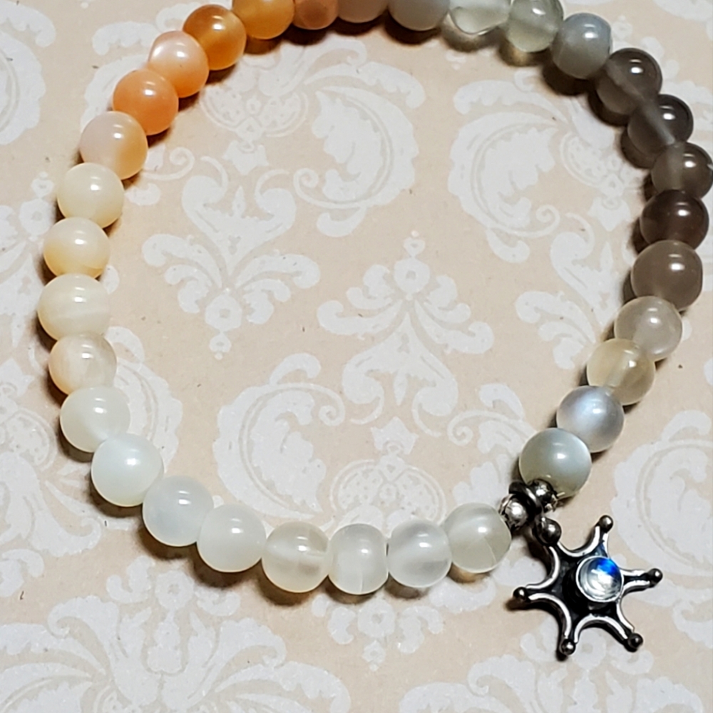 Moon Phases Graduated Moonstone Crystal Beaded Bracelet Design + Vintage…